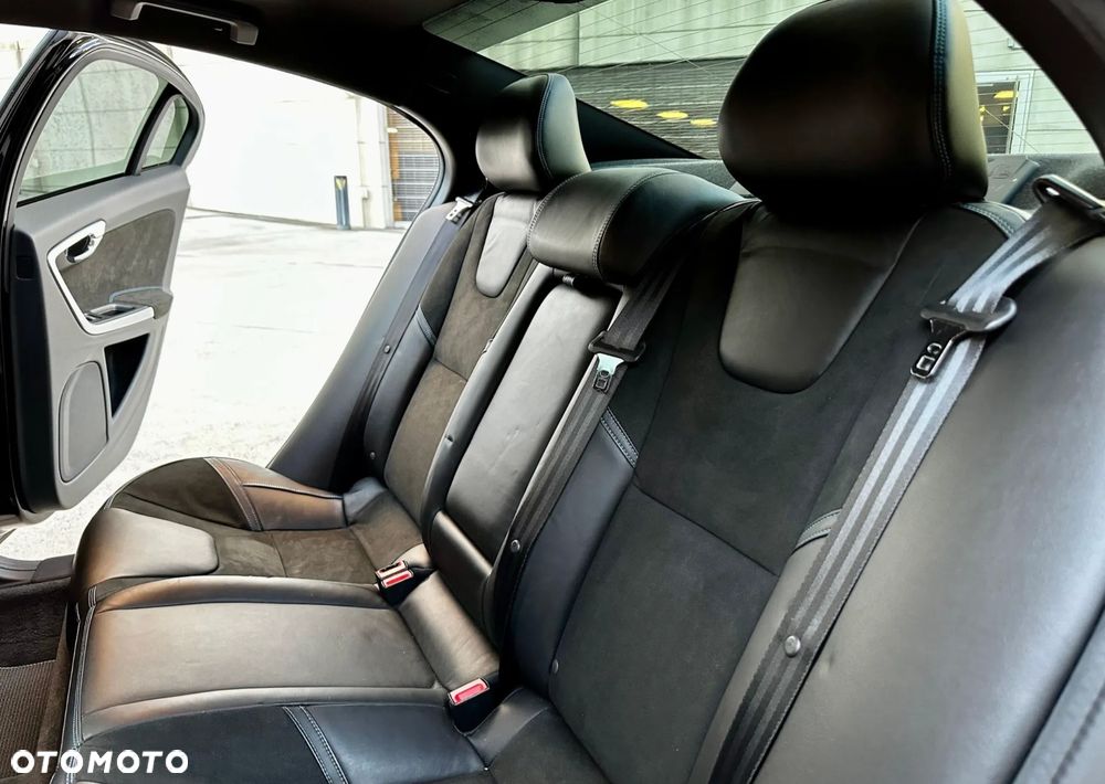 Volvo S60 - 16