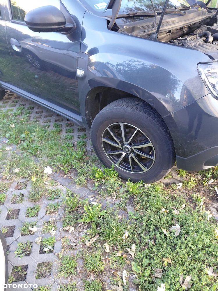Dacia Duster SCe 115 2WD Essential - 14