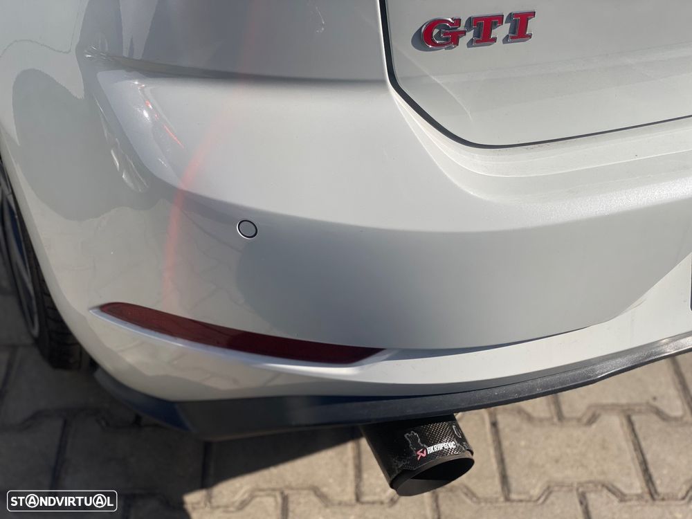 VW Golf 2.0 TSI GTI DSG Performance - 22
