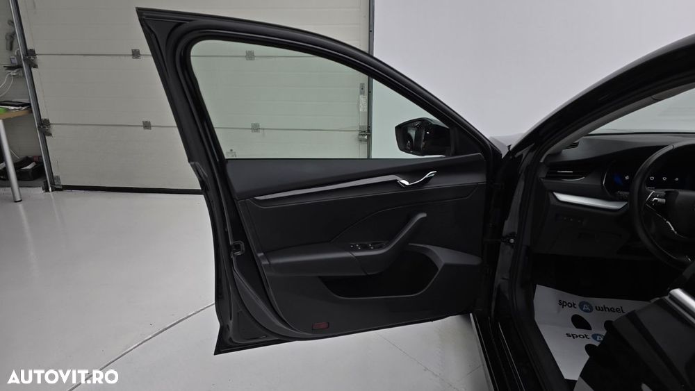 Skoda Octavia 2.0 TDI Ambition - 10