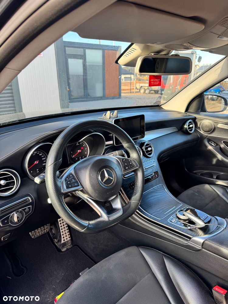Mercedes-Benz GLC - 4