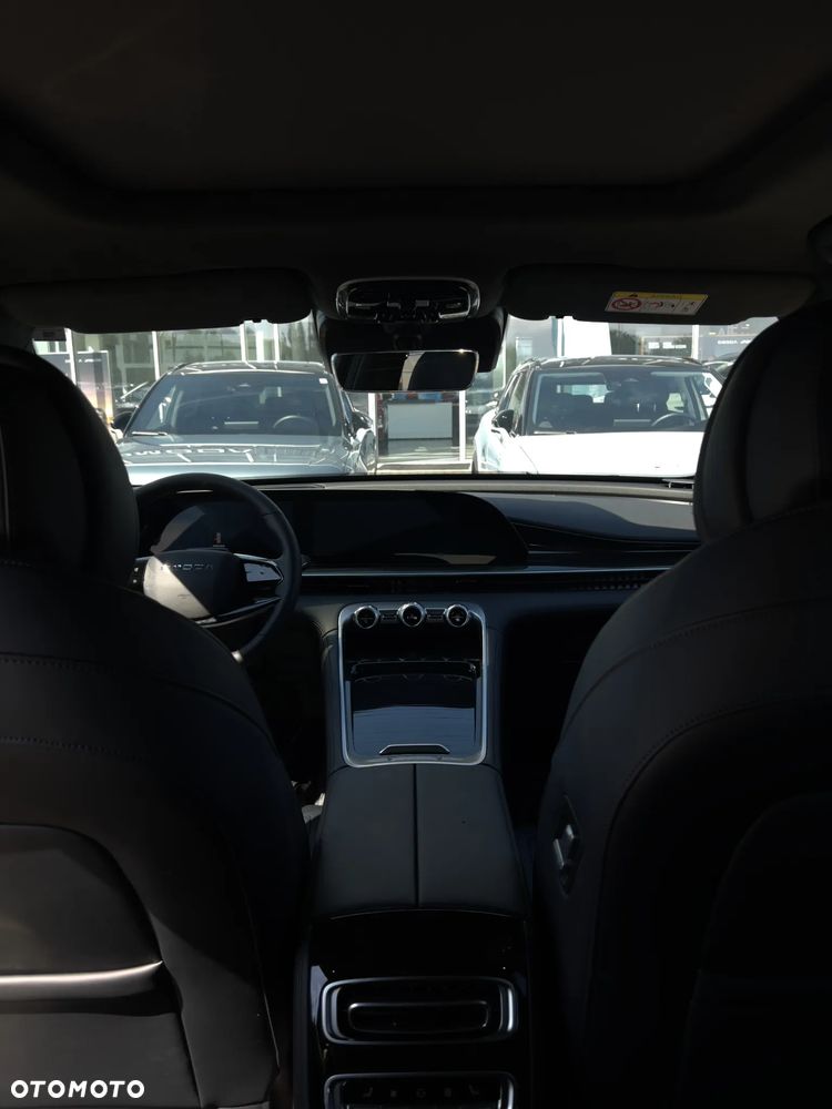 Omoda 9 1.5 Super Hybrid Exclusive AWD - 6