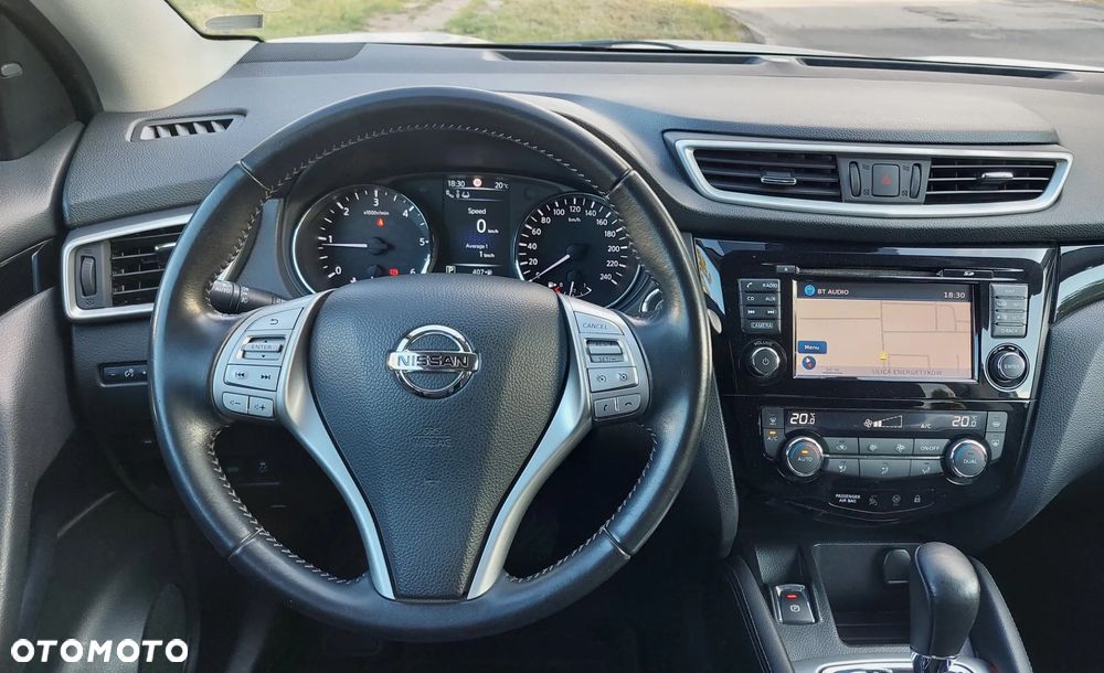 Nissan Qashqai 1.6 DCi Xtronic TEKNA - 20