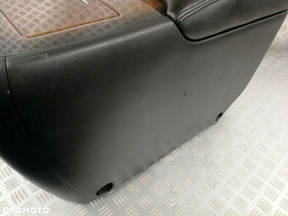 tunel środkowy schowek tapicerka INFINITI QX80 - 6