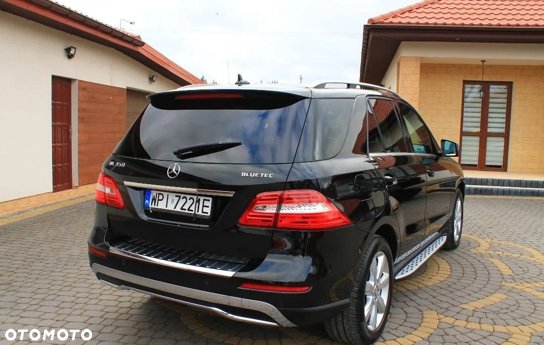 Mercedes-Benz ML 350 BlueTec 4-Matic - 2