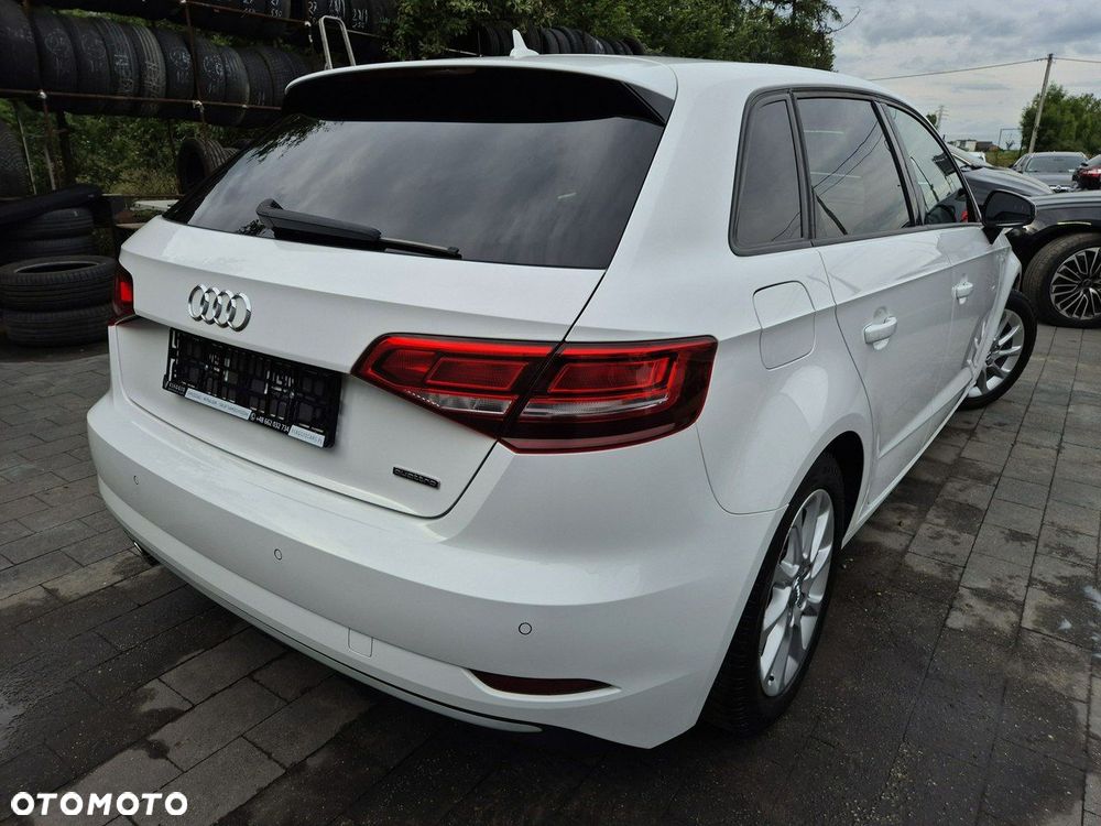 Audi A3 Sportback - 5