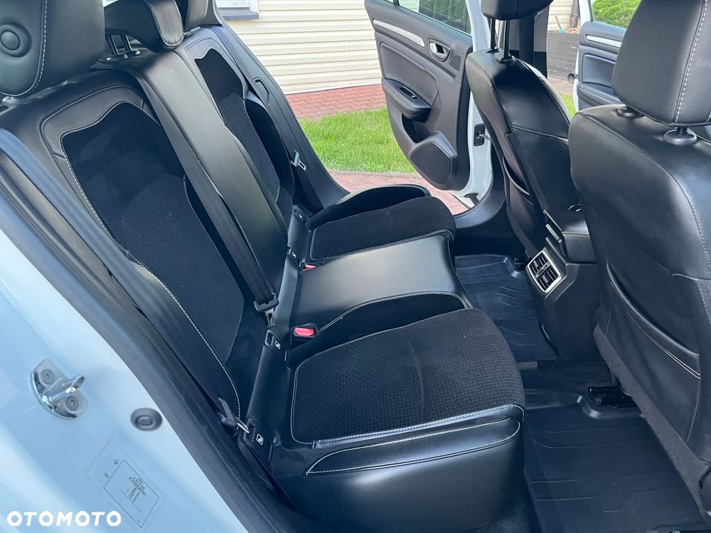 Renault Megane 1.5 Blue dCi Intens - 20