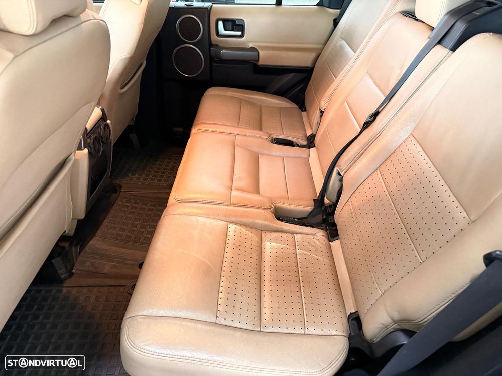 Land Rover Discovery 2.7 TD V6 HSE Auto. - 11