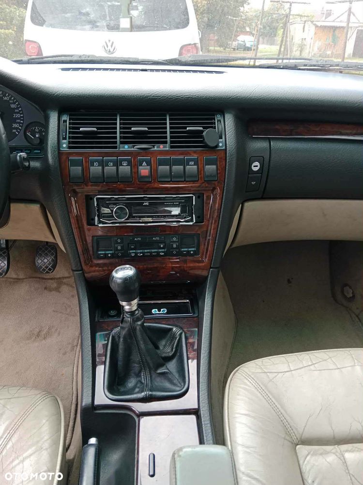 Audi A8 2.5 TDI - 2