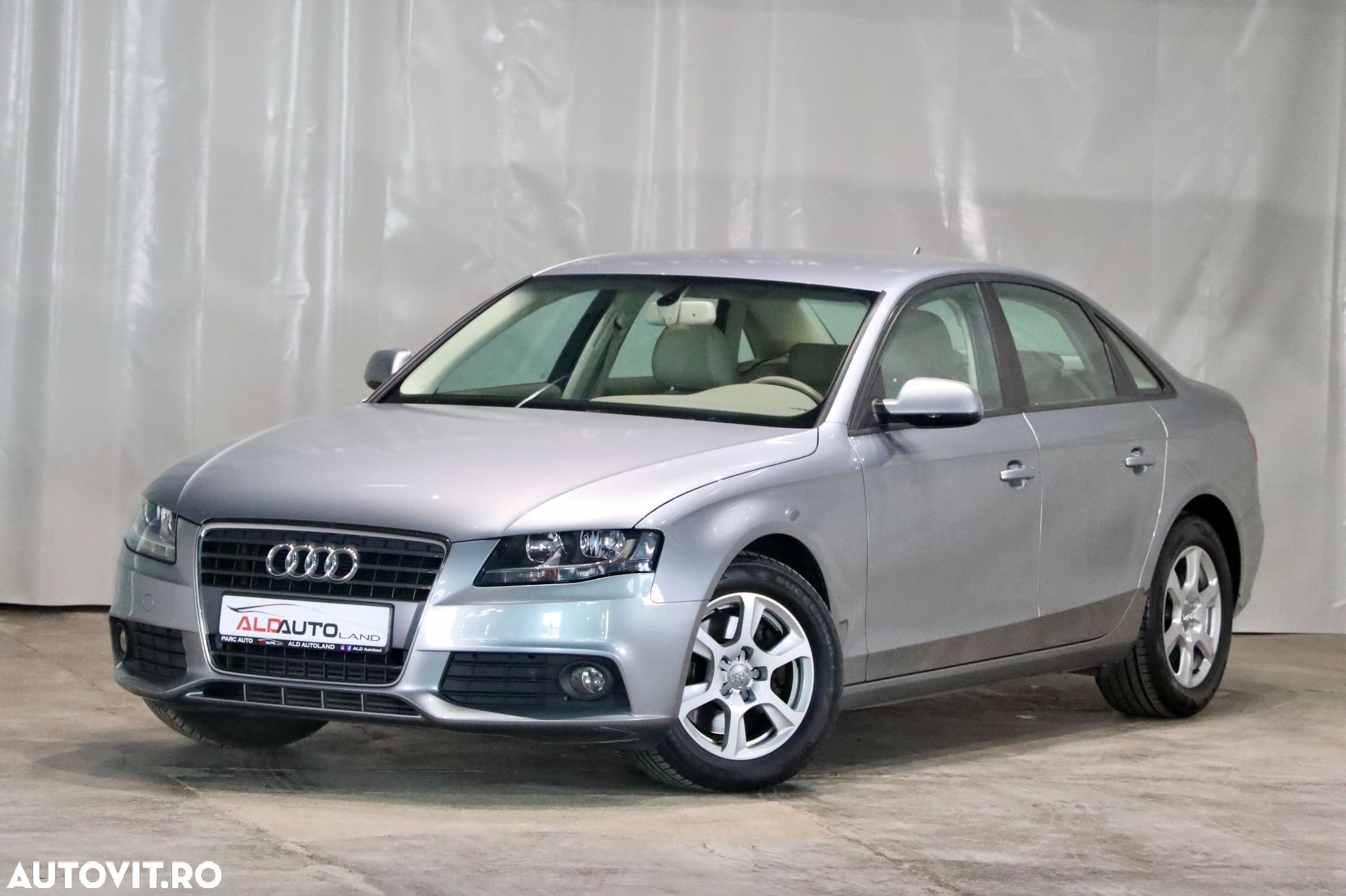 Audi A4 - 1