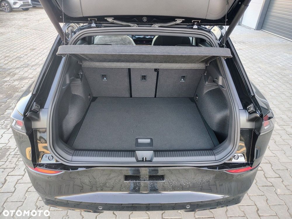 Volkswagen T-Roc - 9