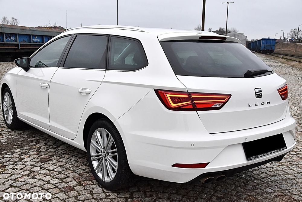 Seat Leon 2.0 TDI Xcellence S&S DSG - 4