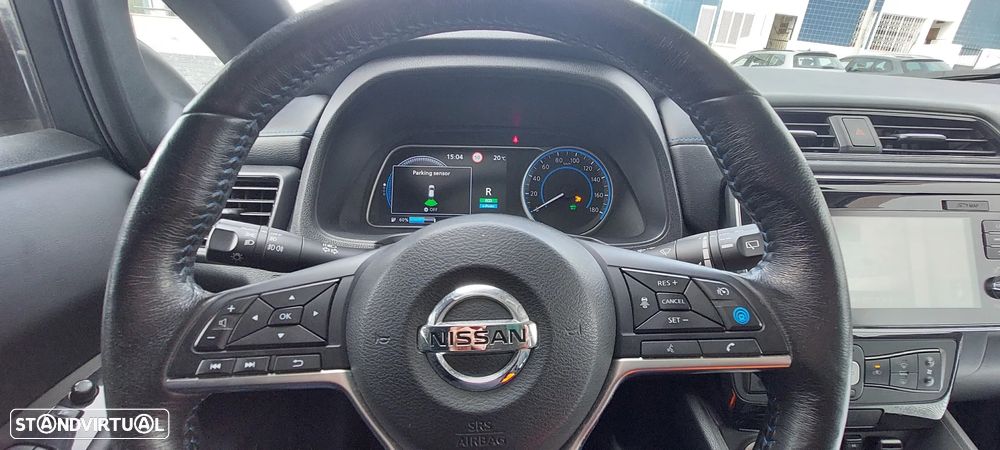 Nissan Leaf Tekna Two Tone - 17