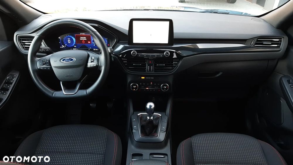 Ford Kuga 1.5 EcoBoost FWD ST-Line - 17