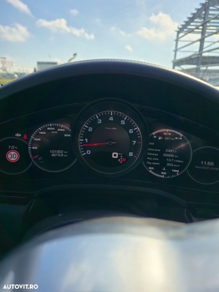 Porsche Cayenne S - 3