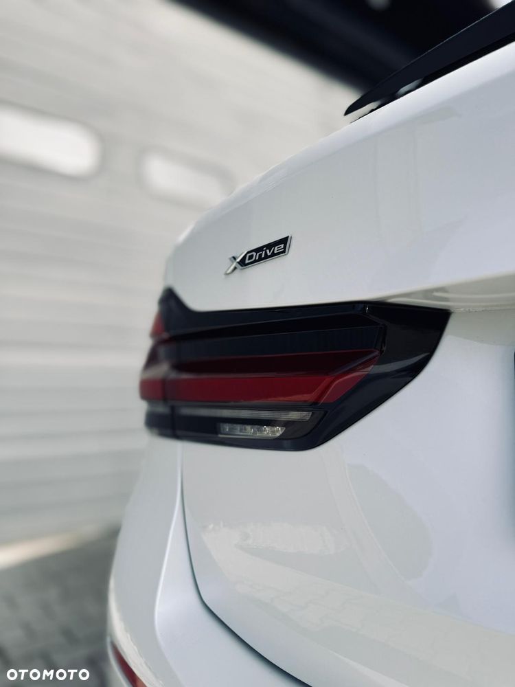 BMW Seria 5 530d xDrive Luxury Line sport - 4