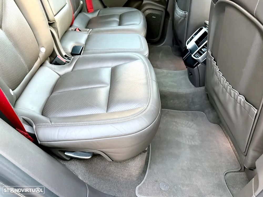 Porsche Cayenne S Hybrid - 30