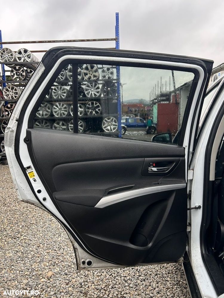 Usa Stanga Spate Suzuki SX4 S - Cross II 2013 - 2016 SUV 4 Usi Alb ZNL (1410) - 2