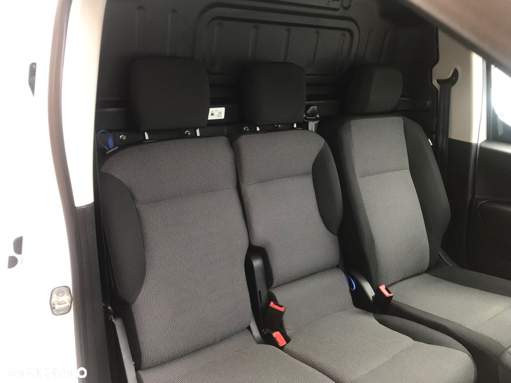 Toyota Proace City - 22