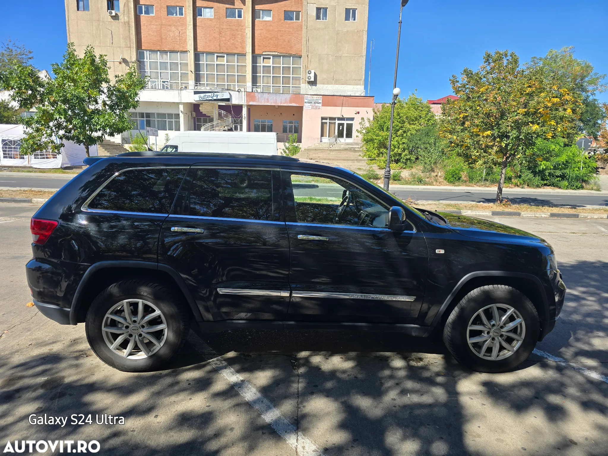 Jeep Grand Cherokee - 2