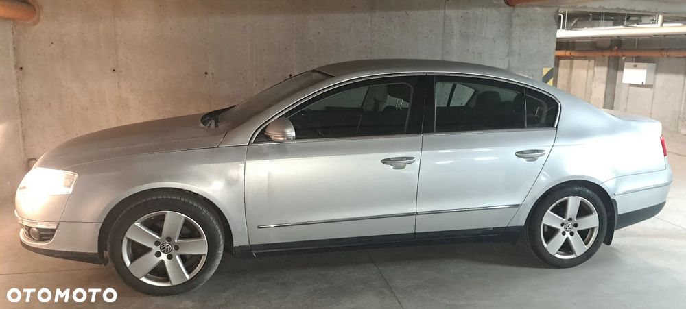 Volkswagen Passat 2.0 TDI DPF Comfortline - 4