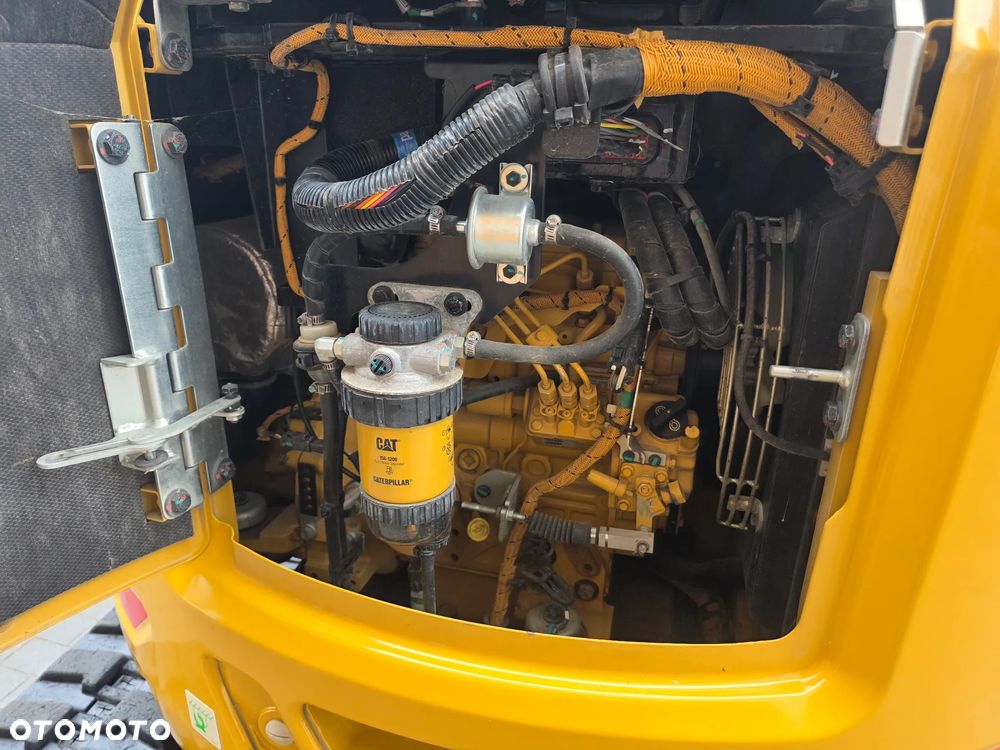 Caterpillar CAT 302.7 CR mini koparka szybkozłącze 3 łyżki piękna serwisowana 1 wł JCB sprowadzona w oryginale - 7