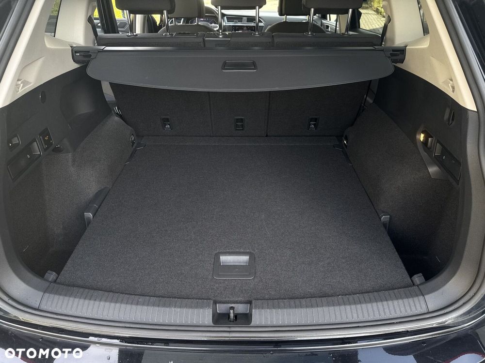 Volkswagen Tiguan Allspace 2.0 TDI 4Mot Life DSG - 33