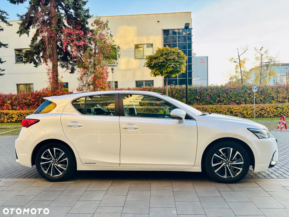 Lexus CT 17-20 - 7