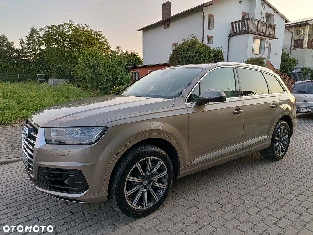 Audi Q7 - 3