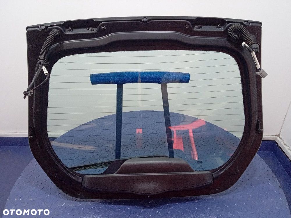 VOLVO C30  SZYBA TYLNA KLAPA - 4