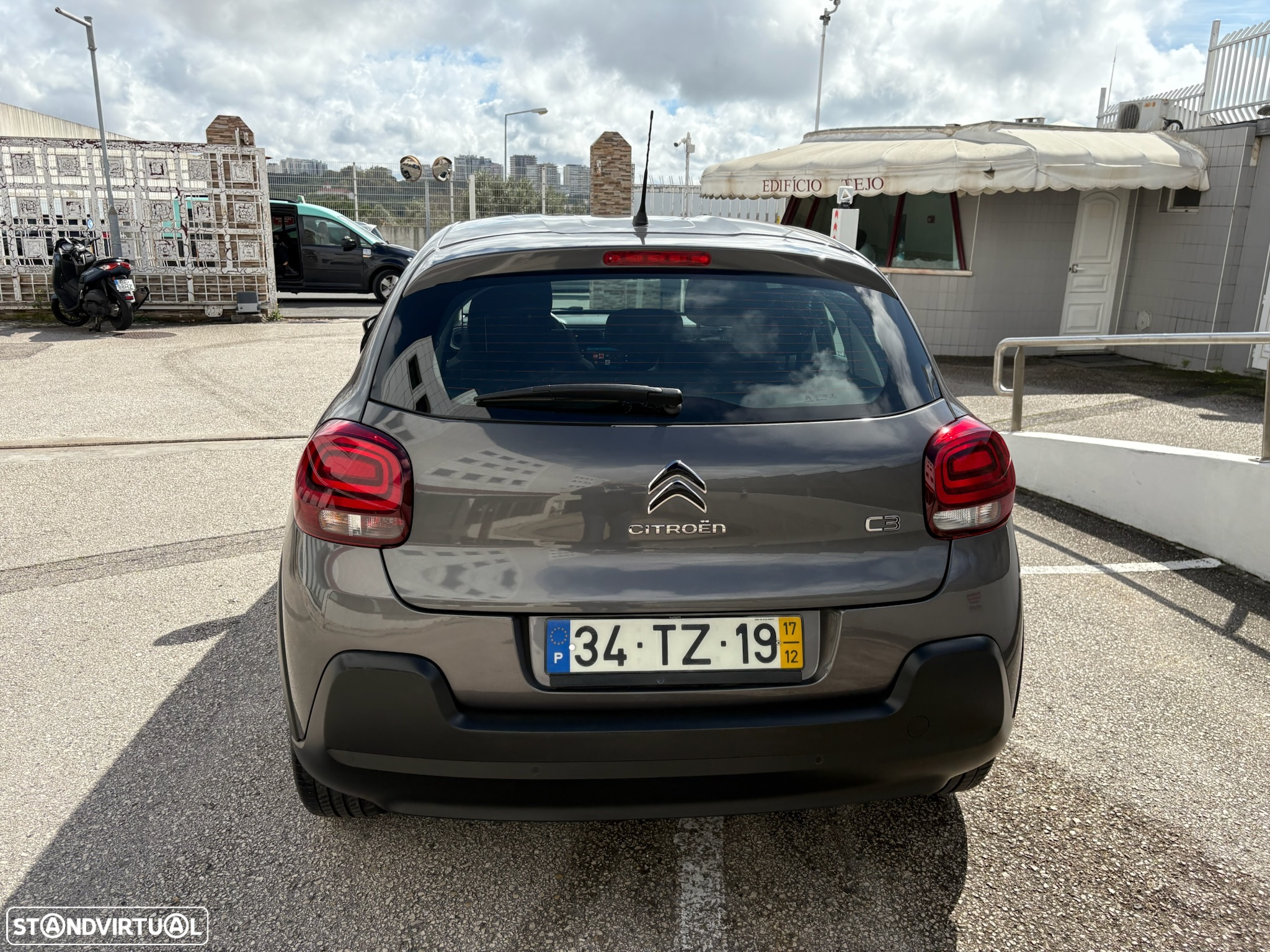 Citroën C3 1.2 PureTech Feel - 2