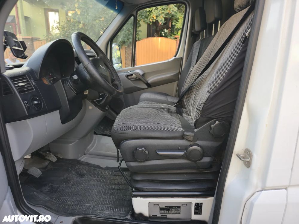 Mercedes-Benz Sprinter - 10