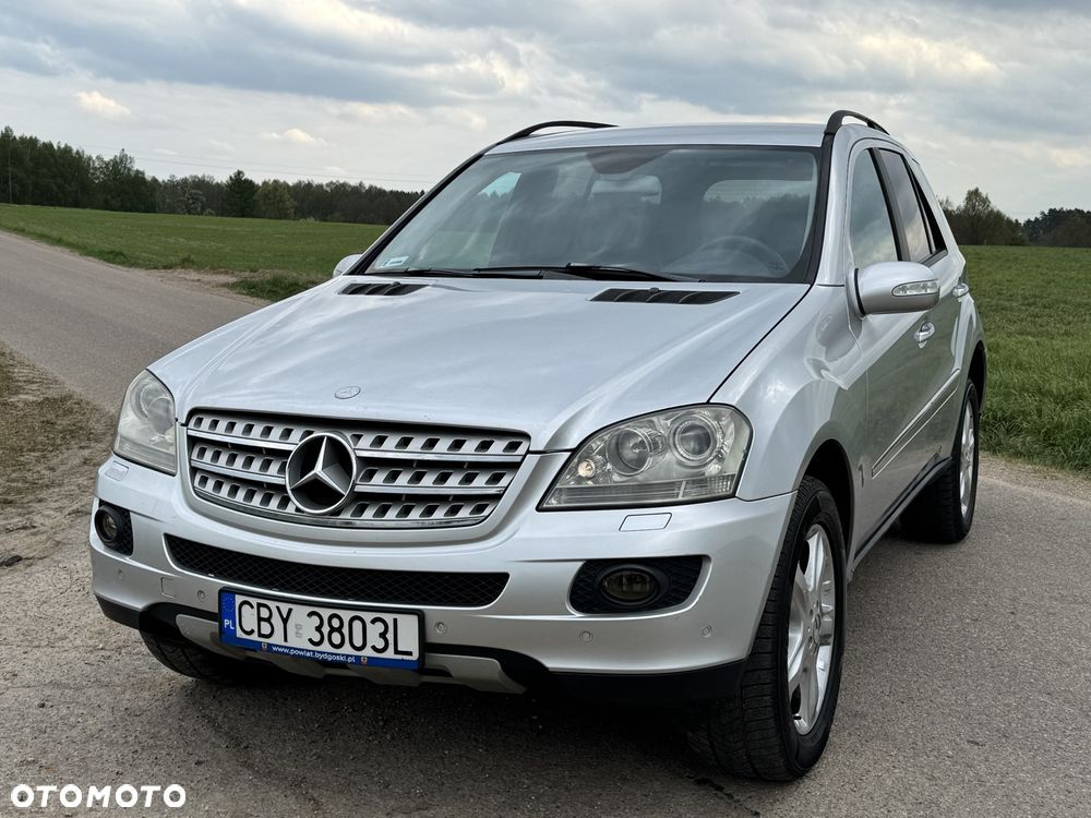 Mercedes-Benz ML - 27