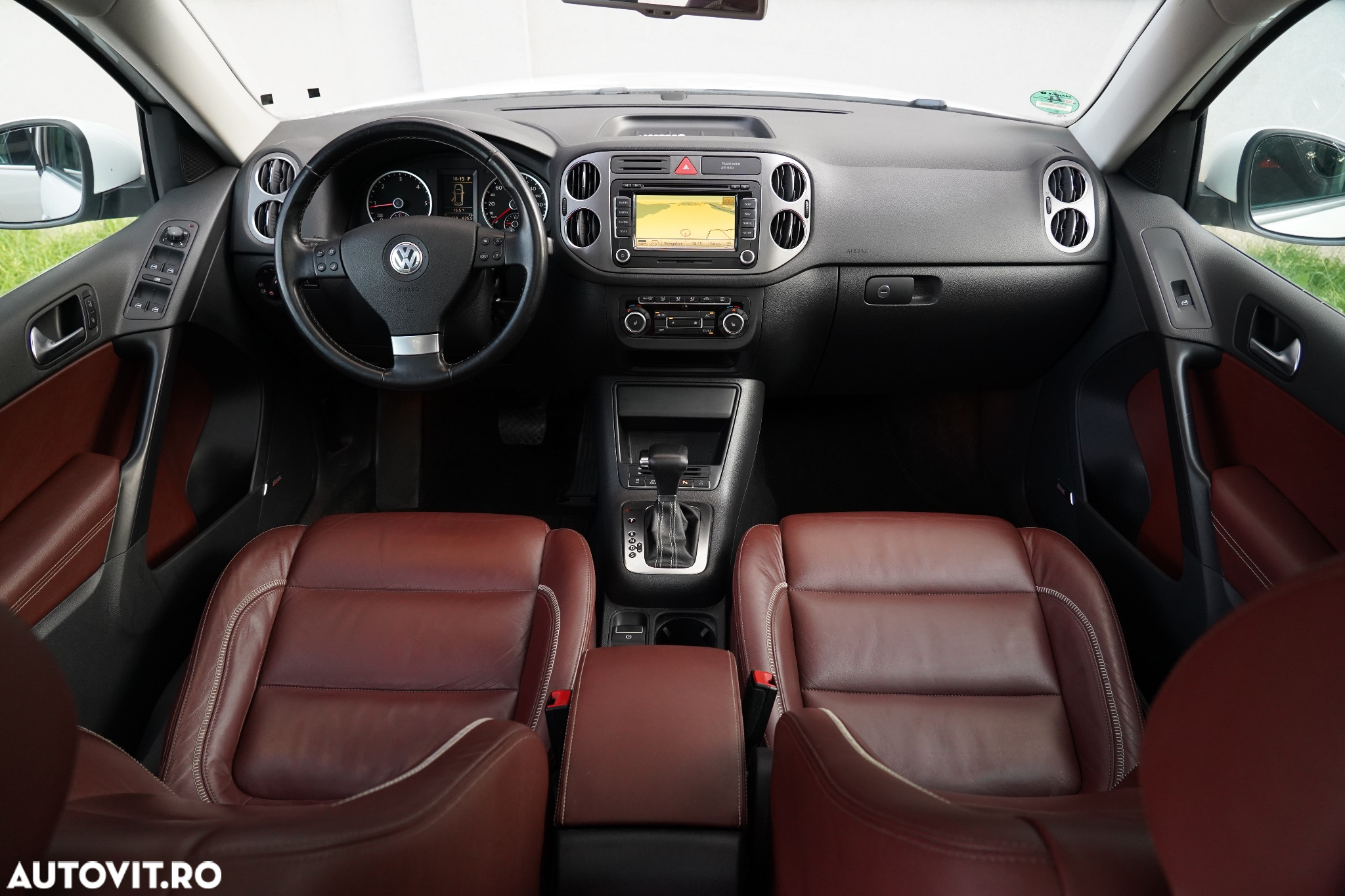 Volkswagen Tiguan 2.0 TDI 4Motion DSG Track & Style - 5