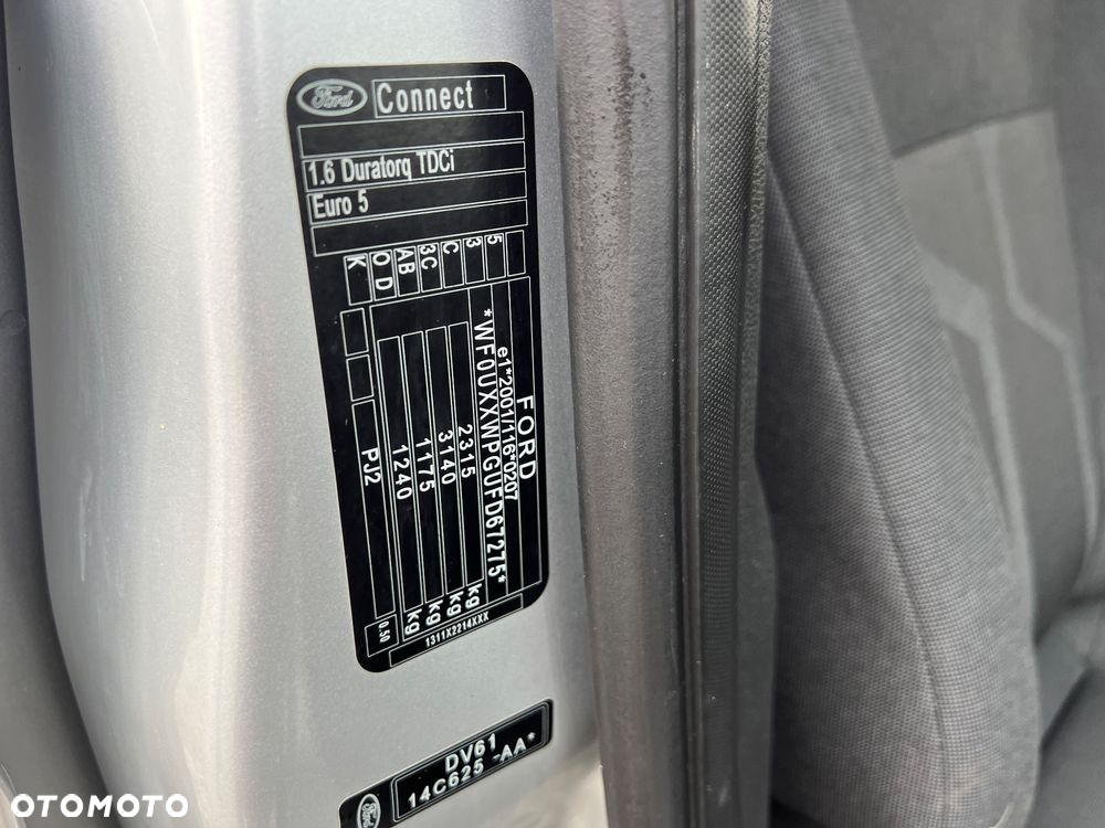 Ford Tourneo Connect Grand - 37