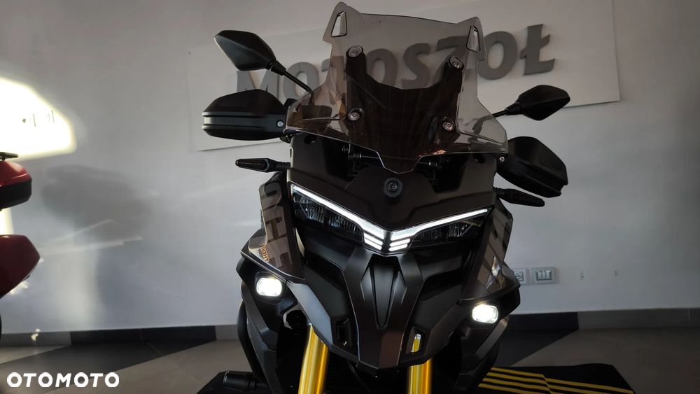 VOGE 525DSX - 11