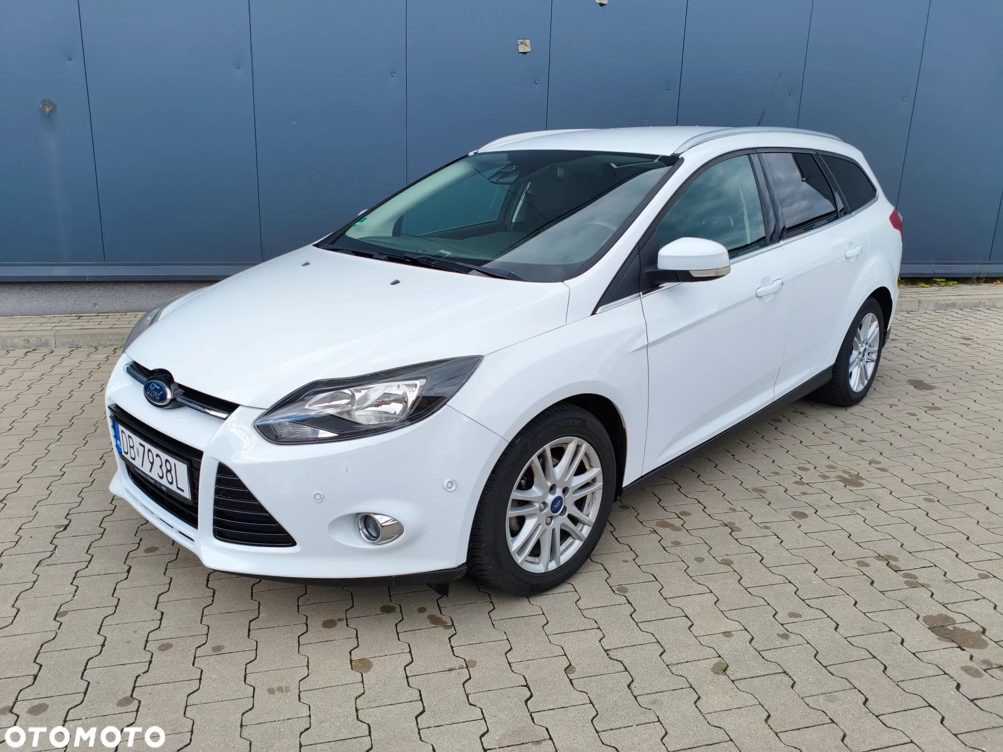 Ford Focus 1.0 EcoBoost Hybrid TITANIUM X - 5