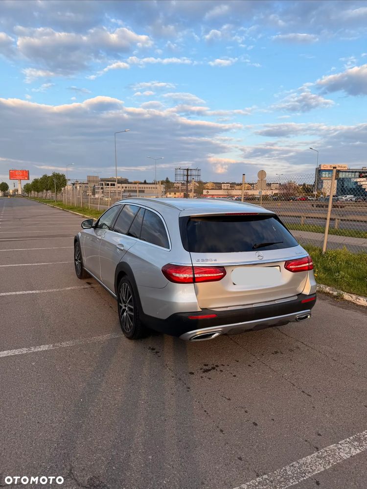 Mercedes-Benz Klasa E 220 d 4-Matic AMG - 4