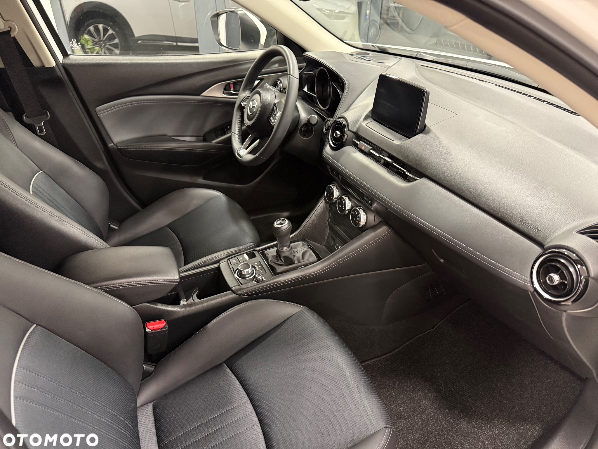 Mazda CX-3 2.0 SkyPrestige - 27