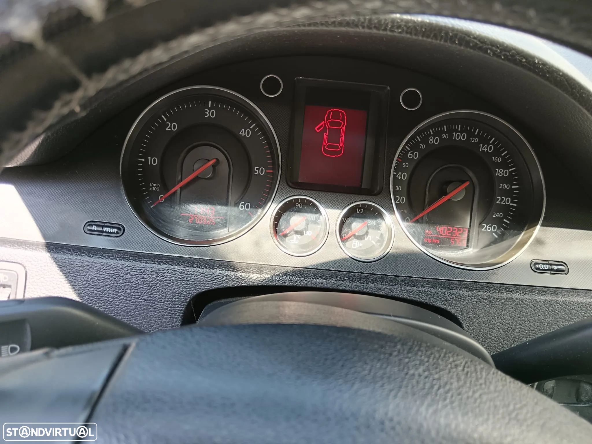 VW Passat Variant 2.0 TDi Confortline - 9
