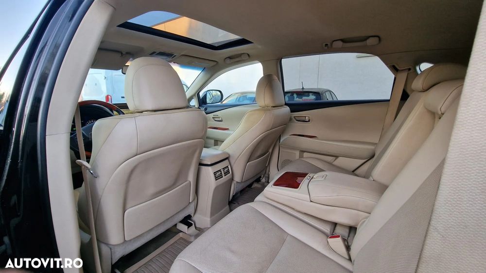 Lexus Seria RX 450h Aut. Luxury - 3