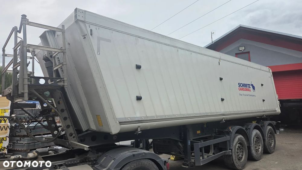 Schmitz Cargobull SKI 24 SL 8.2 - 1