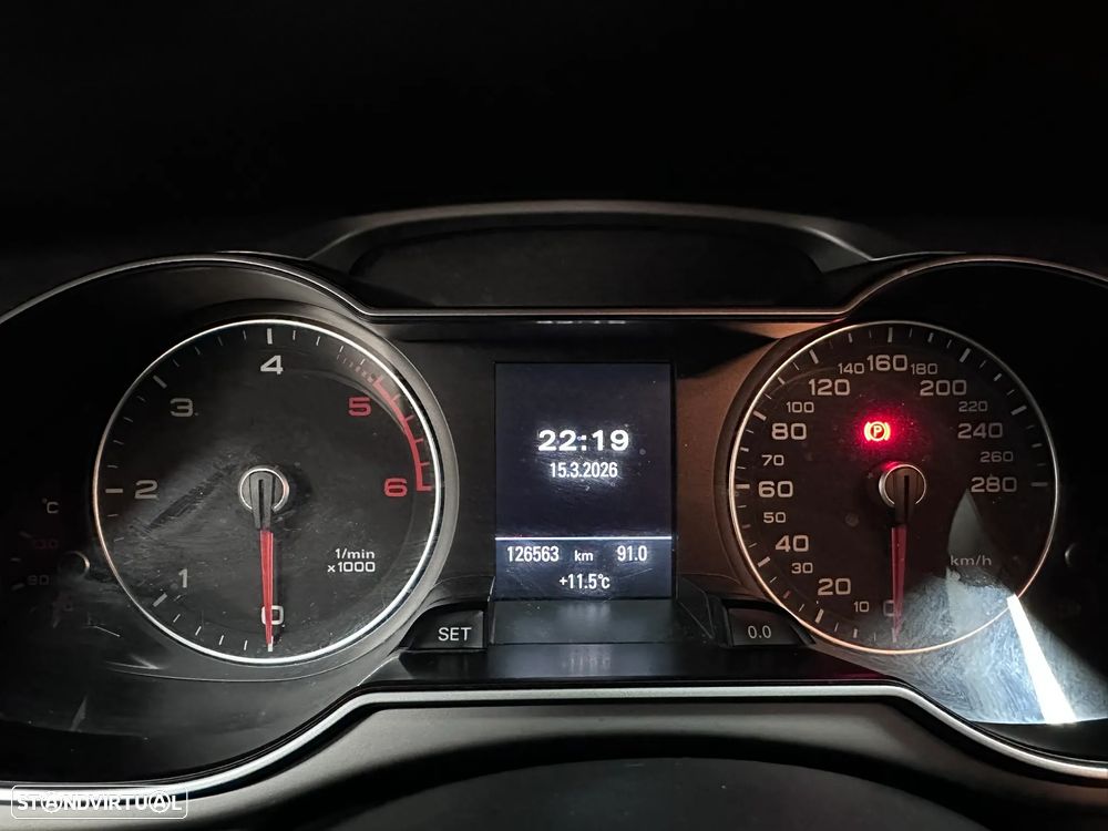 Audi A4 Avant 2.0 TDI Business Line Sport - 20