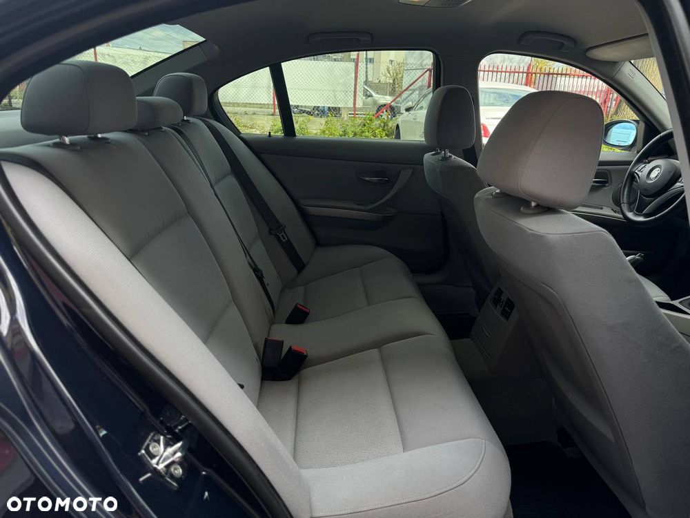 BMW Seria 3 320d - 20