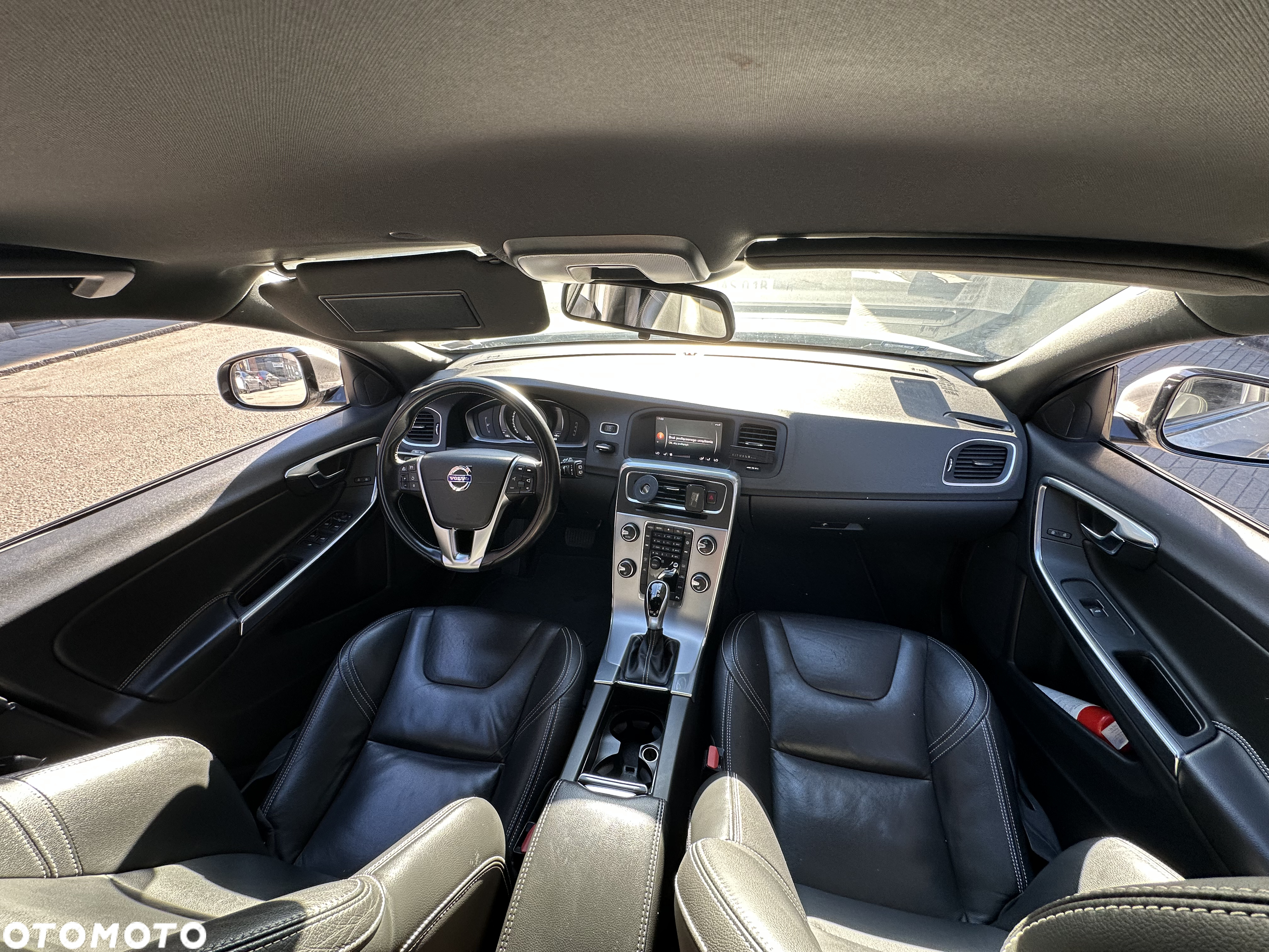 Volvo V60 - 16