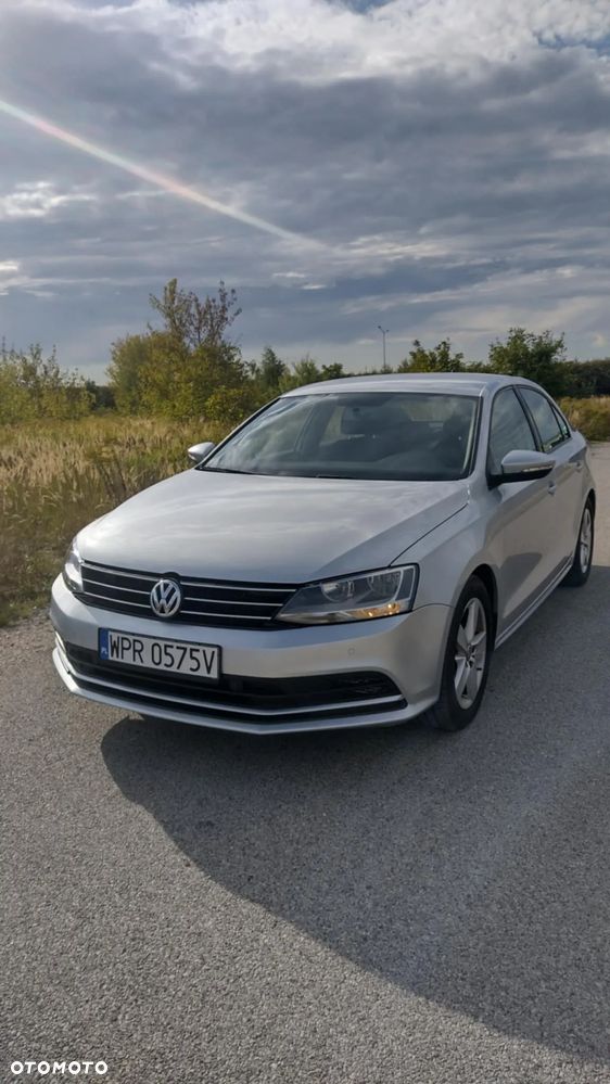 Volkswagen Jetta - 6