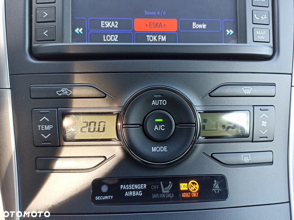 Toyota Auris 1.8 HSD Prestige NAVI - 27