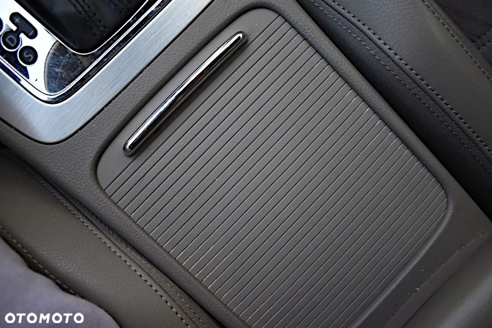 Volkswagen Passat - 28