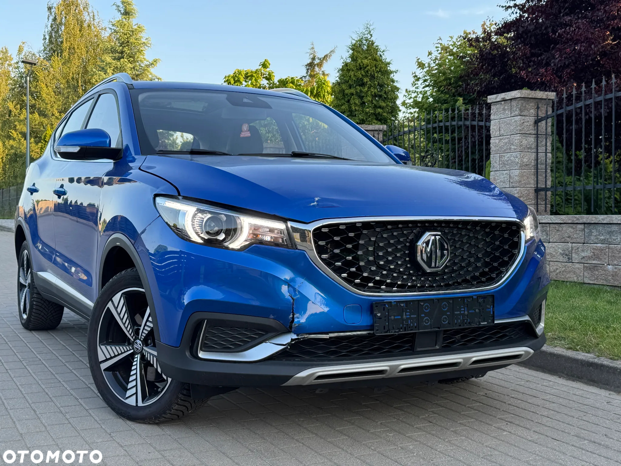 MG ZS EV Luxury - 6