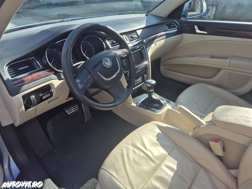 Skoda Superb 2.0 TSI Elegance DSG - 14